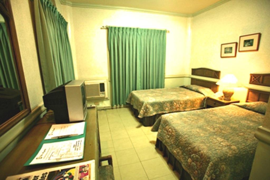 Villa Margarita Hotel Davao City Pokoj fotografie